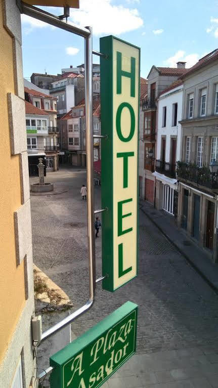 Hotel Vilagarcia บิลาการ์เซีย เด อาโรว์ซา ภายนอก รูปภาพ